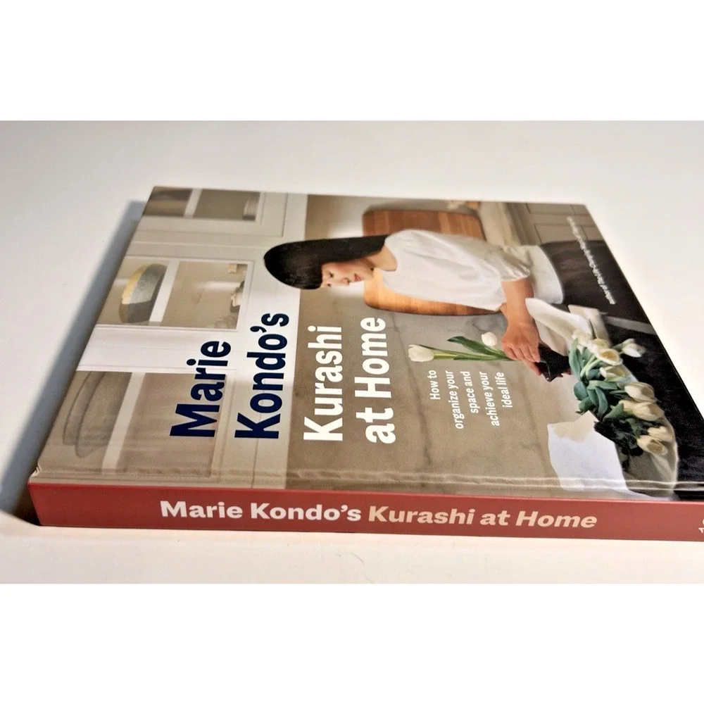 Marie Kondo's Kurashi at Home: How to Organize Your Space and Achieve Your I...